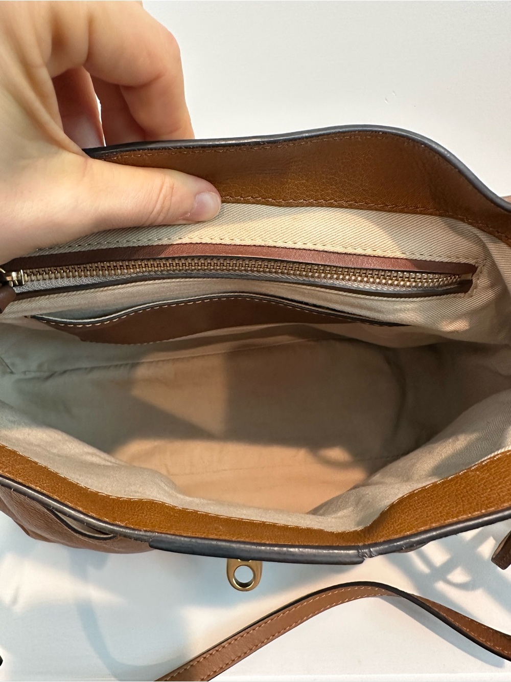 AUTHENTIC Chloe Lexa medium shoulder bag in tan leather - Picture 15 of 17